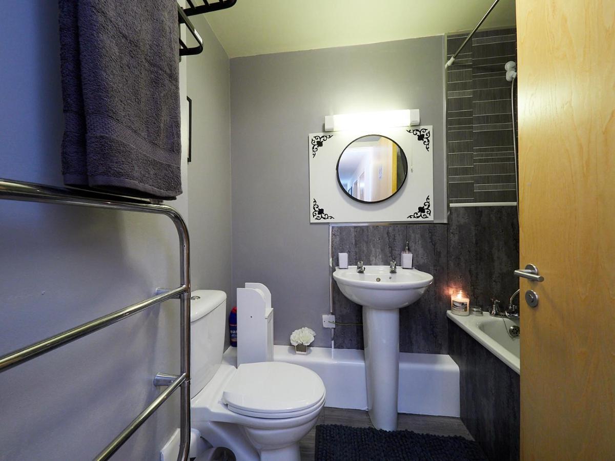 Beauchamp In City Centre Cv1 For Contractors Professionals Tourists Relocators Students And Family Coventry