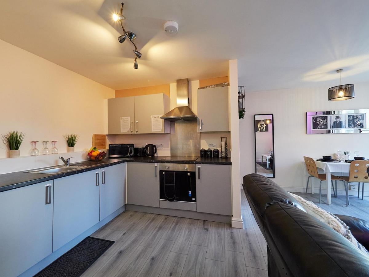 Beauchamp In City Centre Cv1 For Contractors Professionals Tourists Relocators Students And Family *