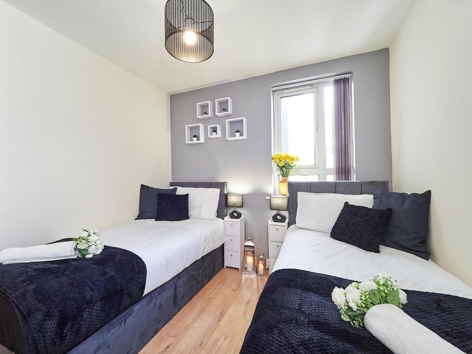 Beauchamp In City Centre Cv1 For Contractors Professionals Tourists Relocators Students And Family Apartamento *