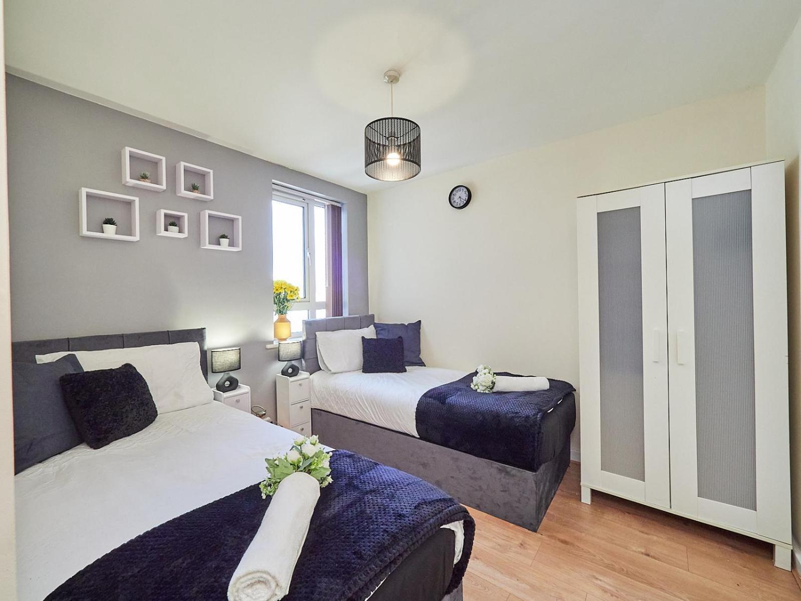Beauchamp In City Centre Cv1 For Contractors Professionals Tourists Relocators Students And Family Apartamento *